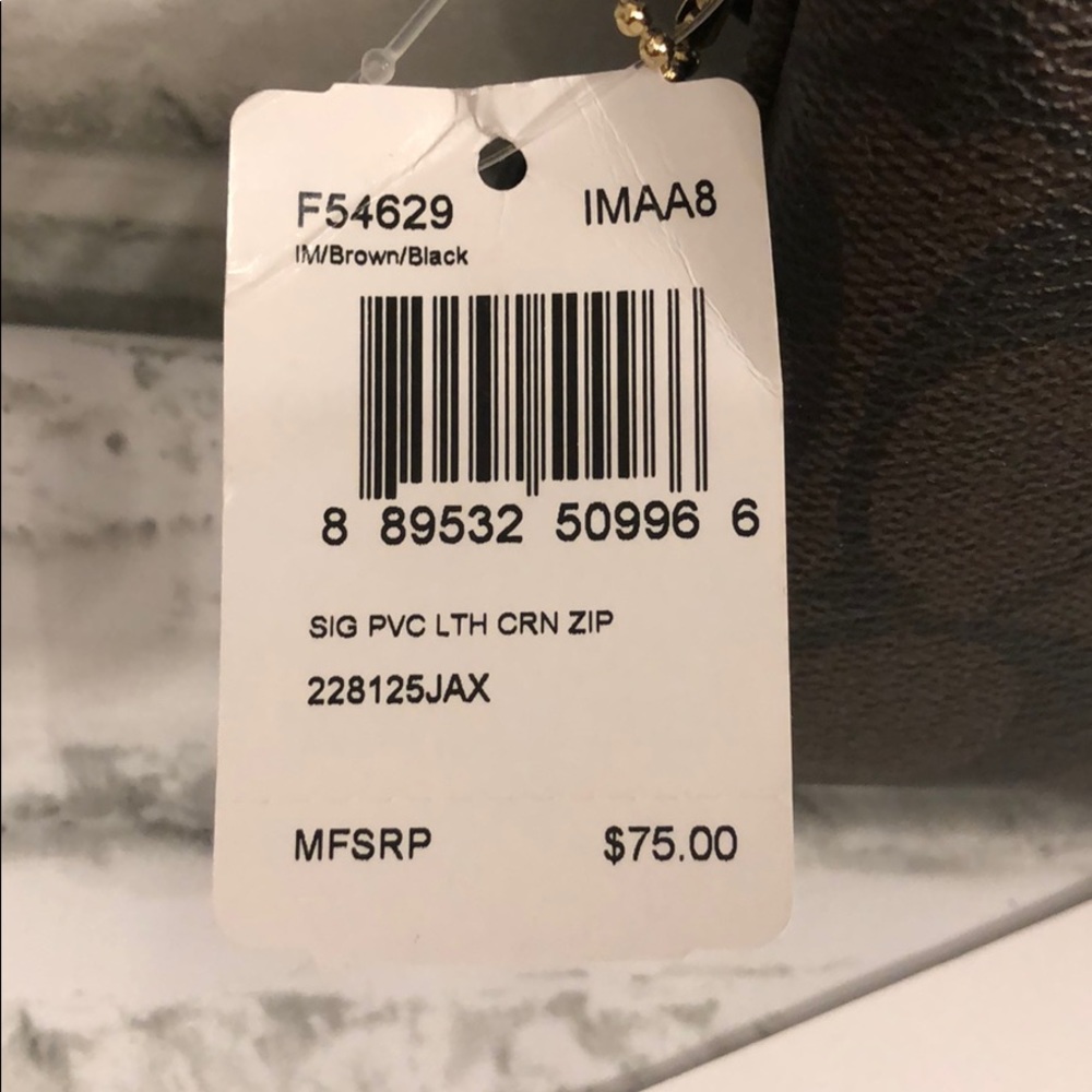 *SOLD* COACH NWOT Wristlet Wallet Brown Monogram - Picture 6 of 6